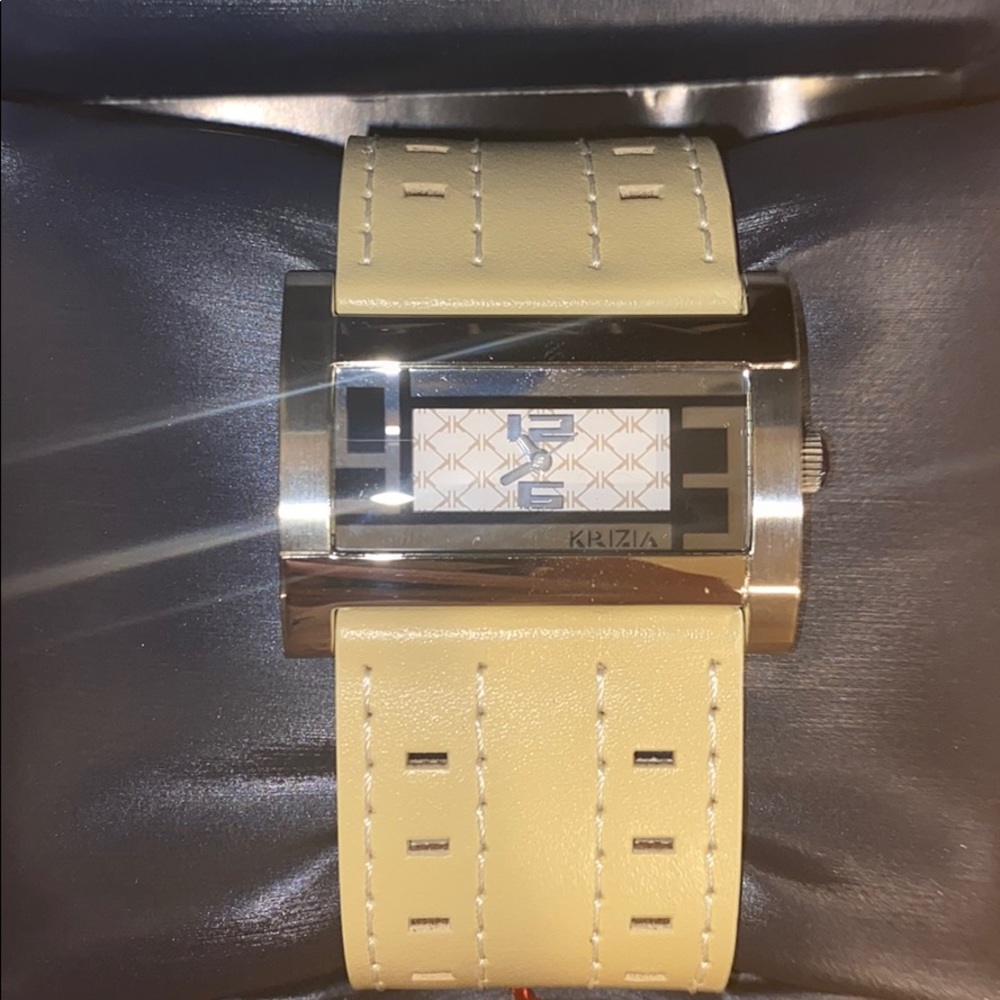 New with tags leather watch